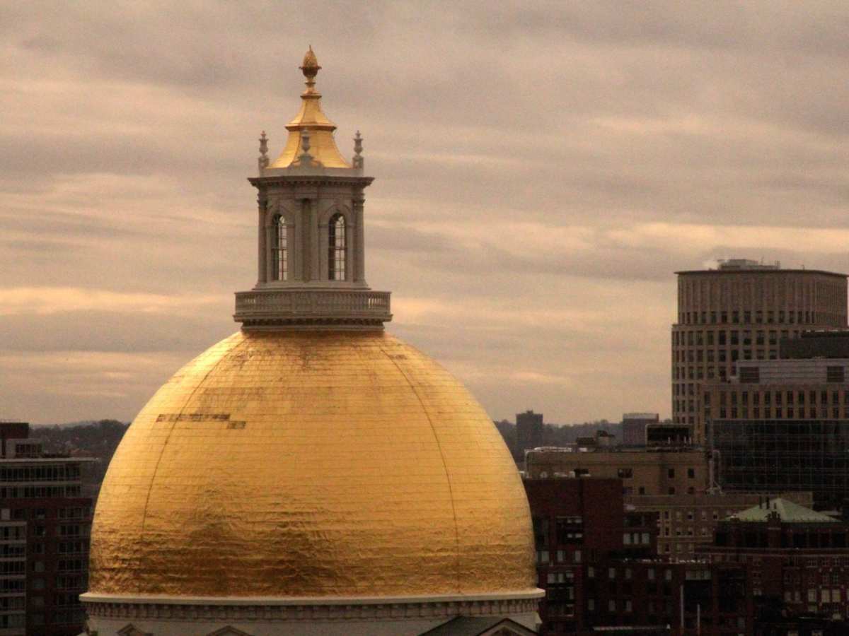 House Dems restrict shelter eligibility in $425 million bill