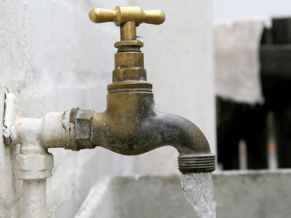 Republican and Democratic lawmakers push for a statewide water conservation strategy